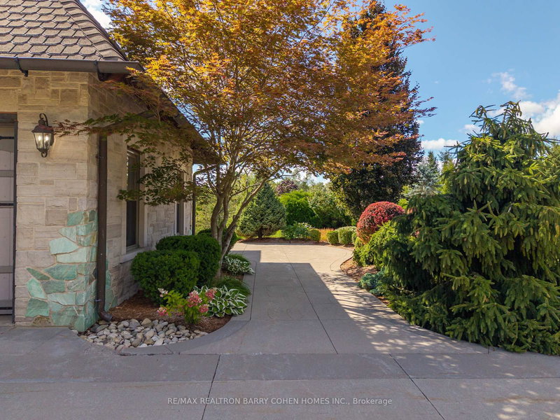 35 Daymond Dr, Puslinch, N0B 2J0 | Image 3