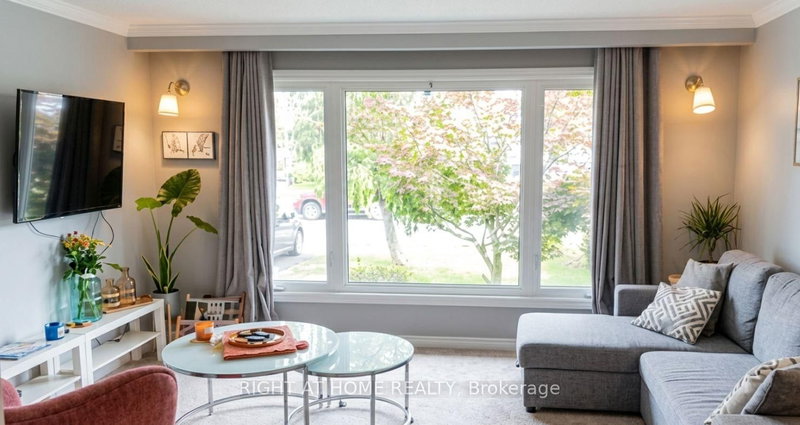 14 Canterbury Dr, St. Catharines, L2P 3M7 | Image 2