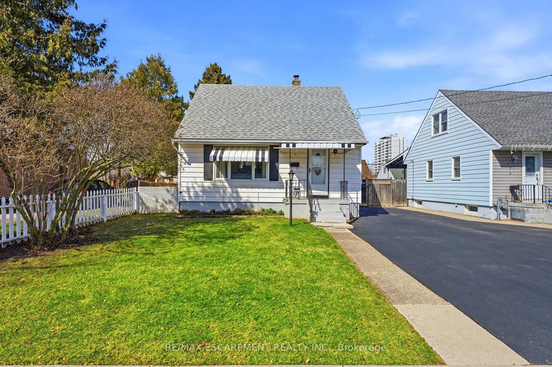 home for sale on 39 EASTWOOD Street