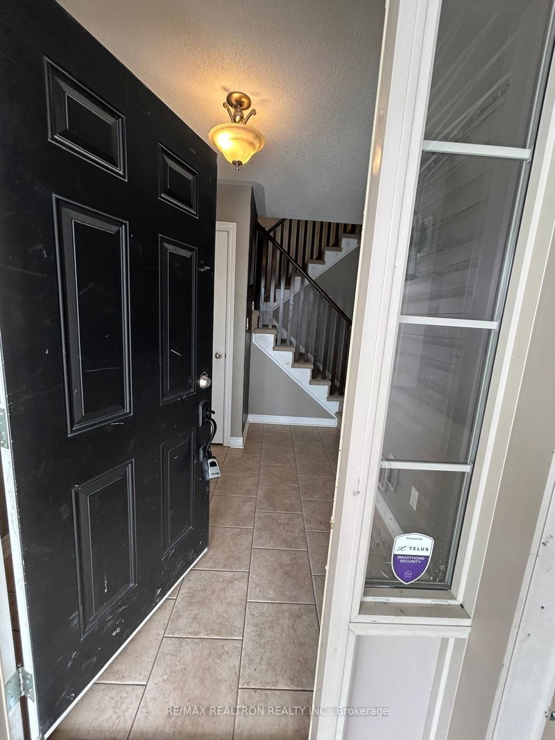 home for lease on 132 Bowen Drive