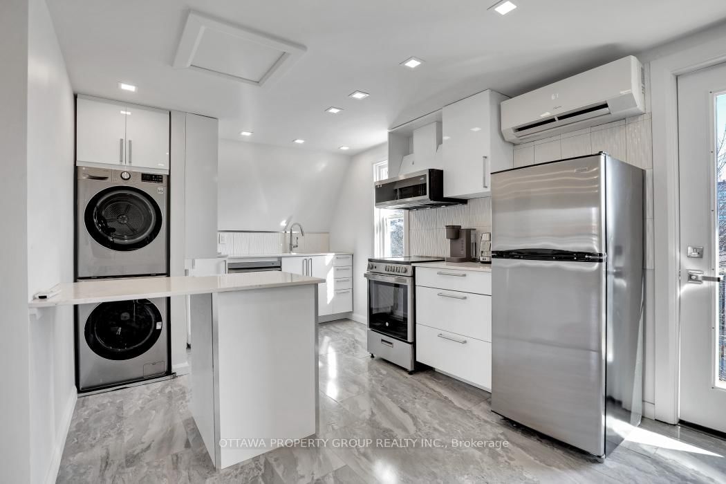 149 Concord Street S, Unit C - Photo 6