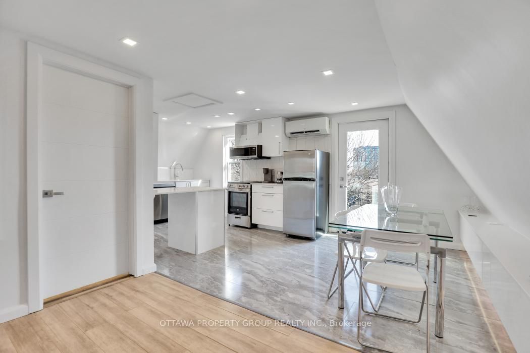 149 Concord Street S, Unit C - Photo 8