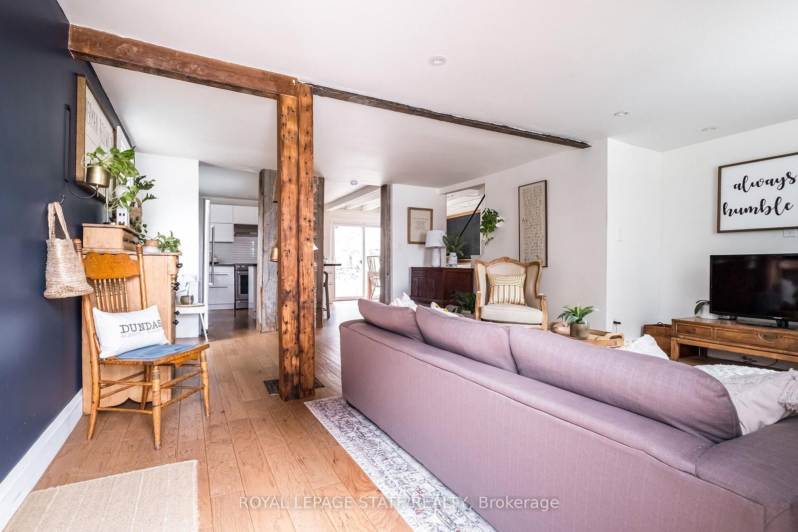 Detached House for sale at 39 Park Street, Hamilton, Ontario, L9H 1C9 - Dundas - MLS: X12932038