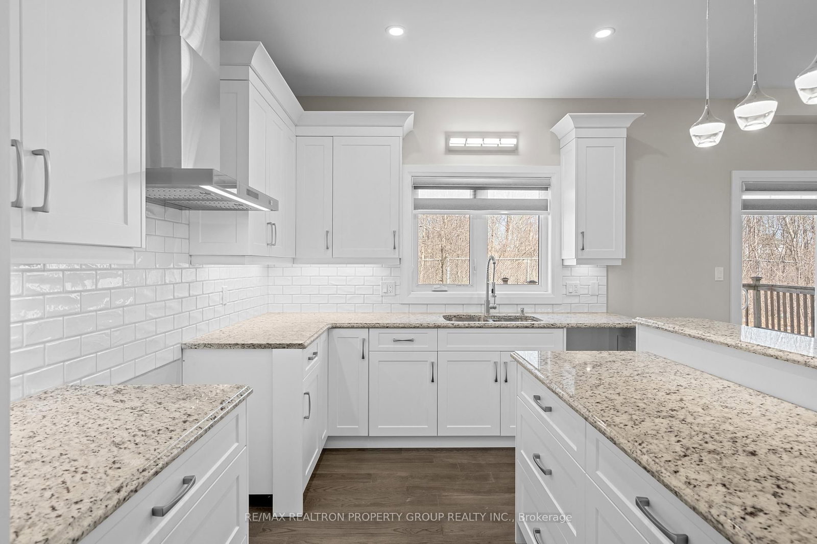 7275 Lionshead Avenue, Unit 34 - Photo 11