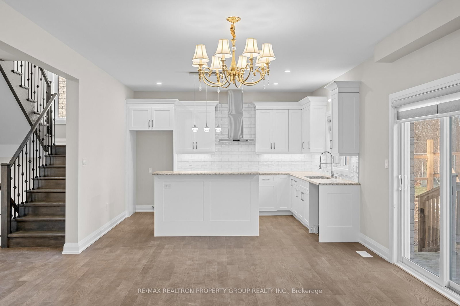 7275 Lionshead Avenue, Unit 34 - Photo 12