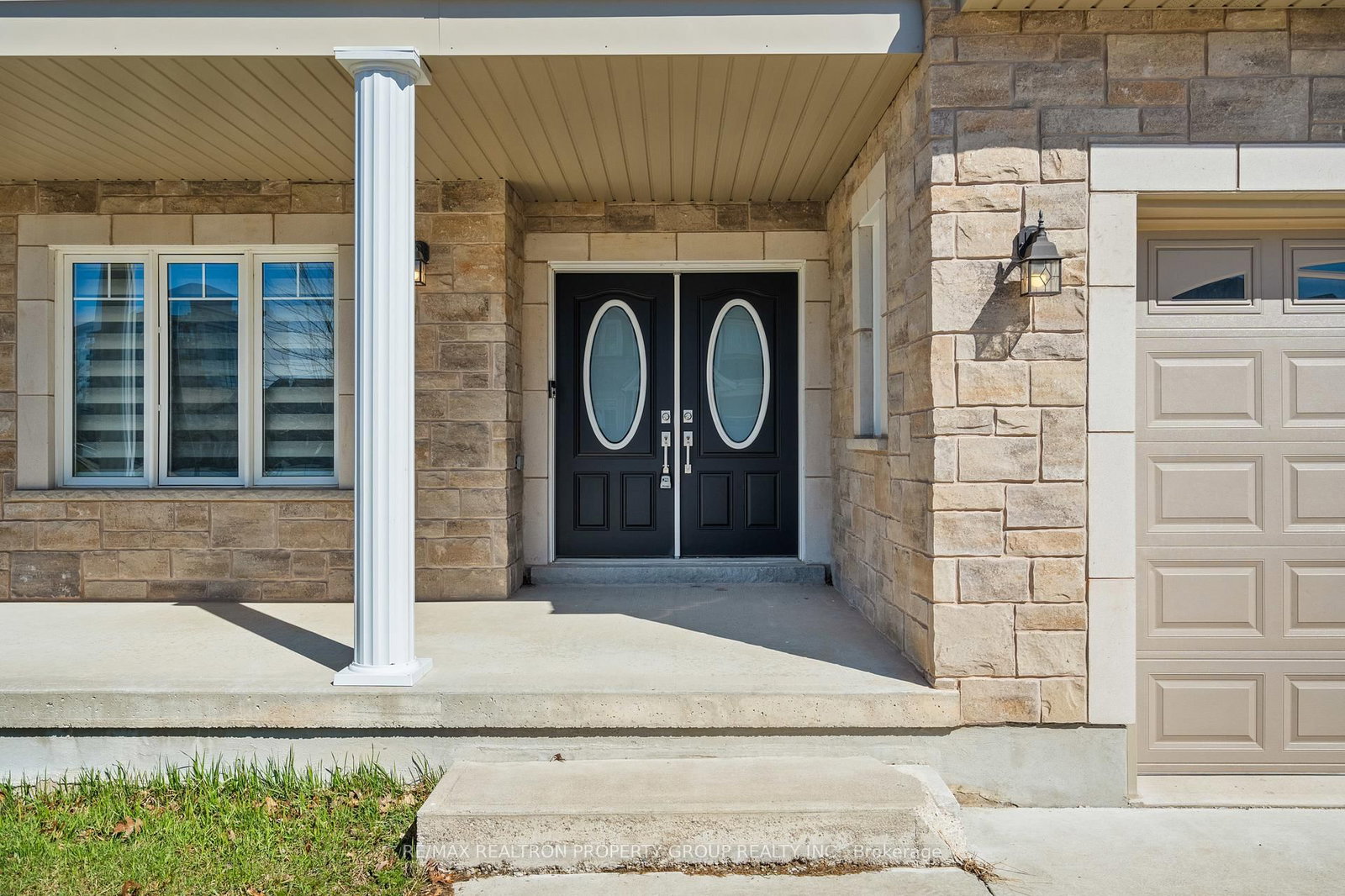 7275 Lionshead Avenue, Unit 34 - Photo 5