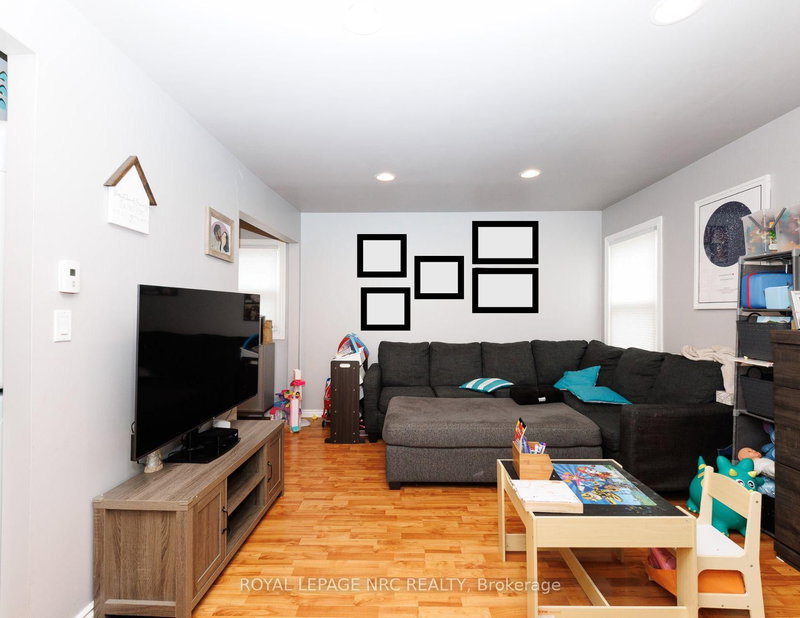 14 Hilda St, St. Catharines, L2S 1Z8 | Image 2