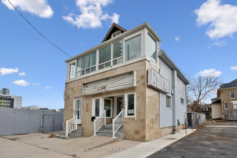496 King St E, Kitchener, N2G 2L6 | Image 2