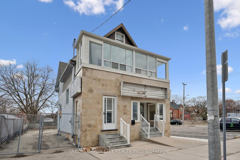 496 King St E, Kitchener, N2G 2L6 | Image 3