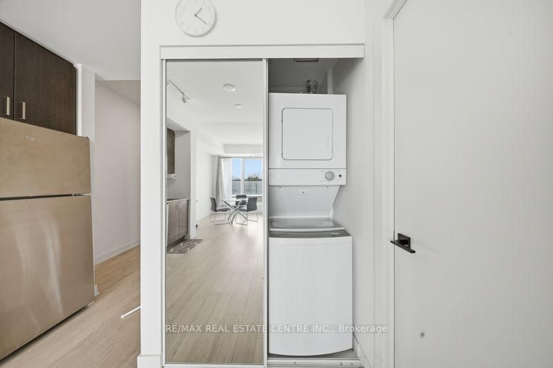 Condo for sale at 201-2782 Barton Street, Hamilton, Ontario, L8E 2J8 - Riverdale - MLS: X12932134