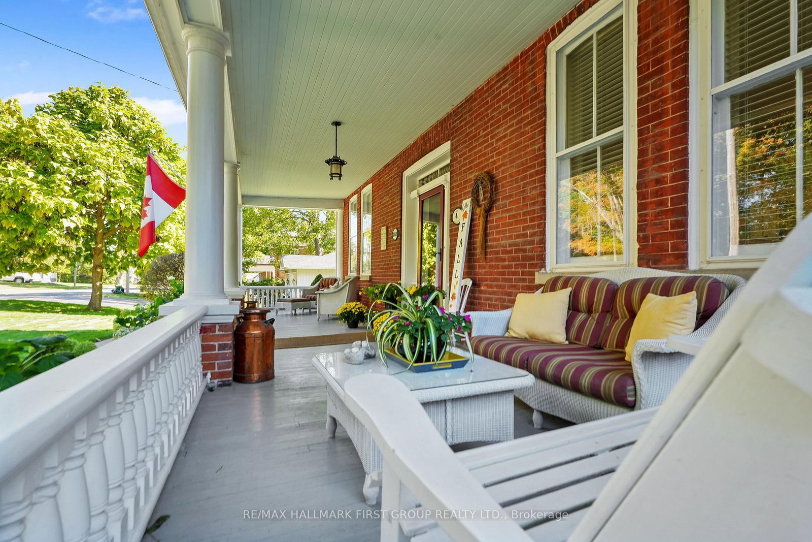 Listing Image 5