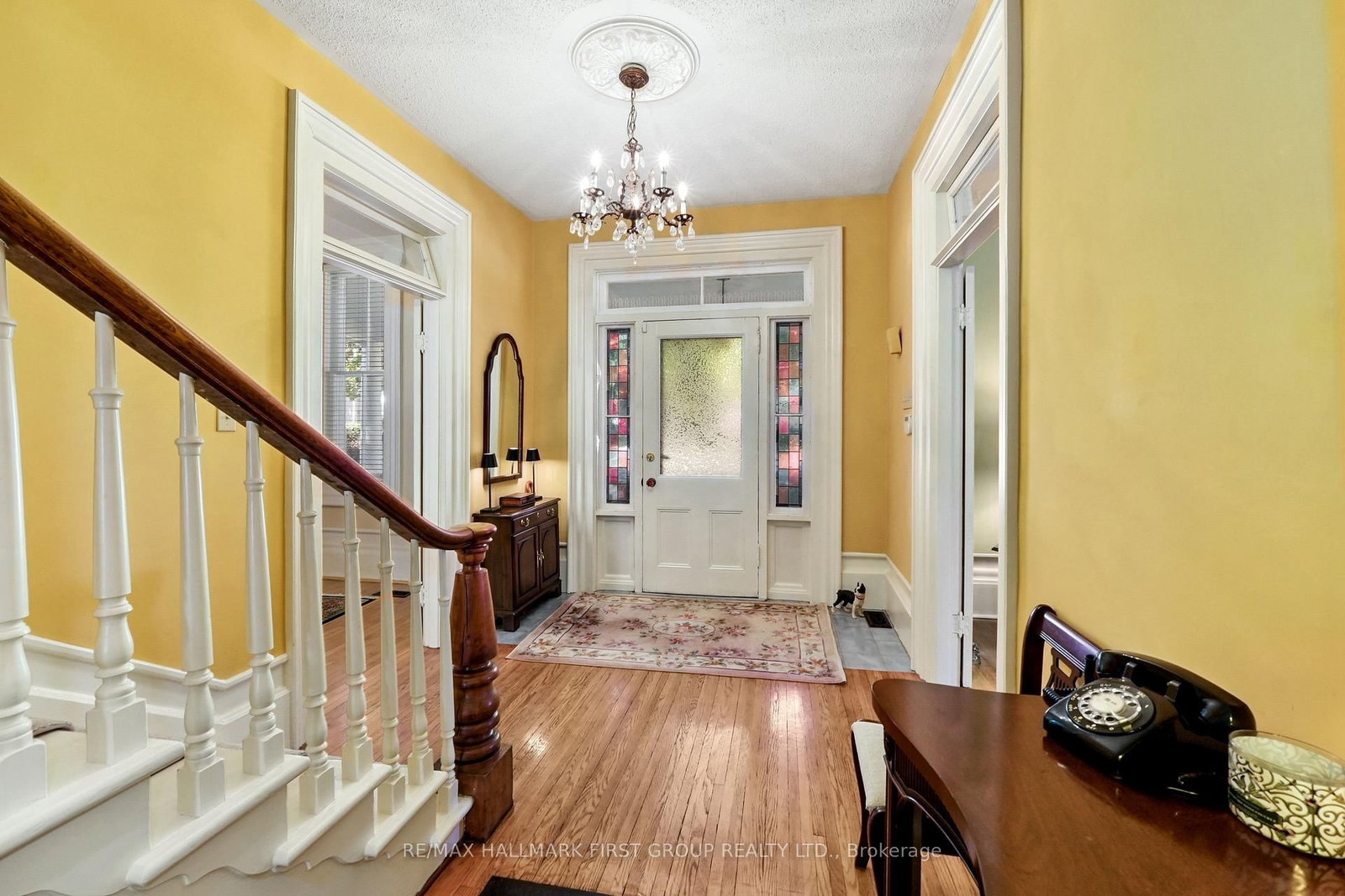 Listing Image 7
