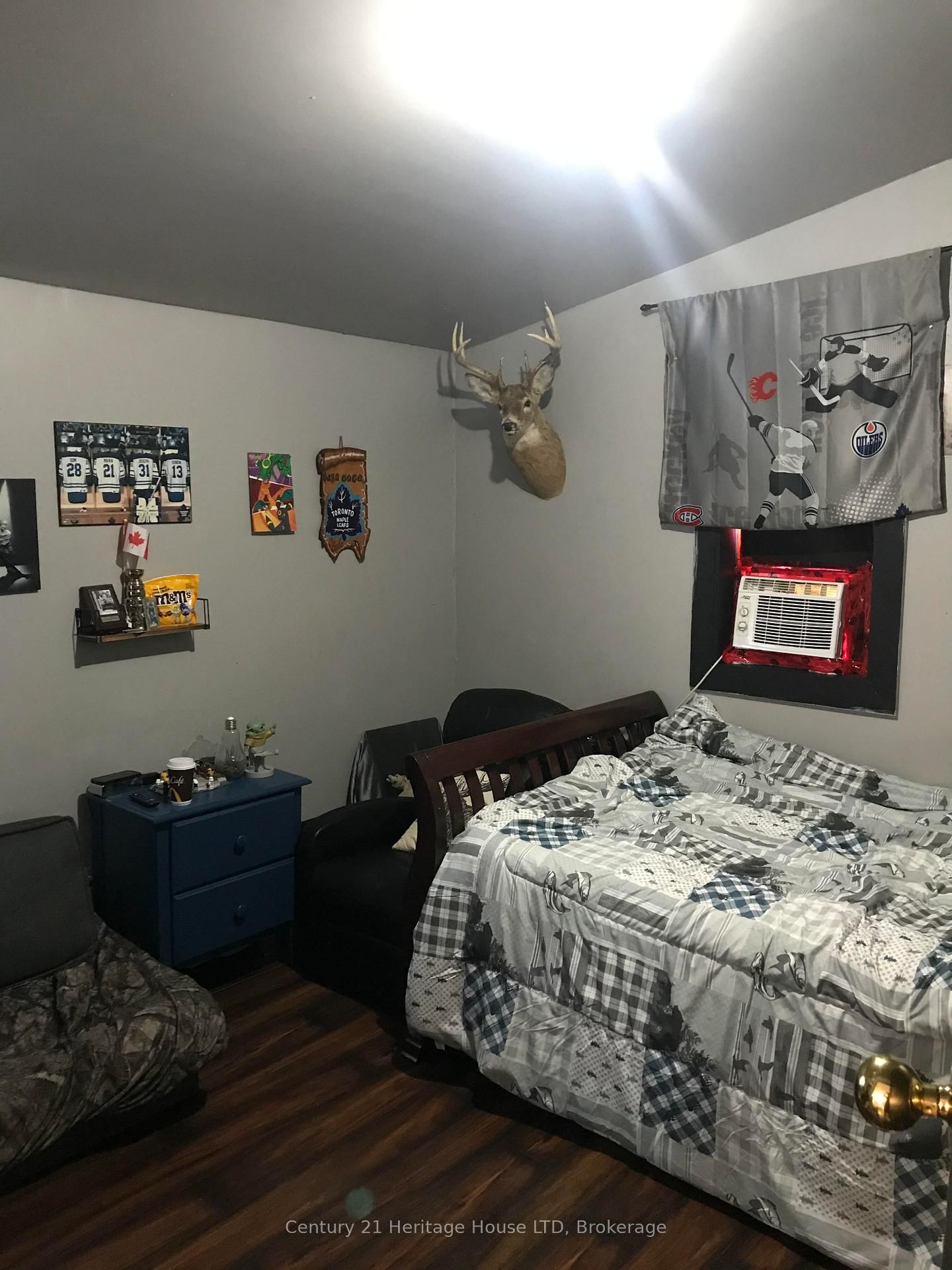 Detached House for sale at 223 Bernard Avenue, Fort Erie, Ontario, L0S 1N0 - Ridgeway - MLS: X12932156