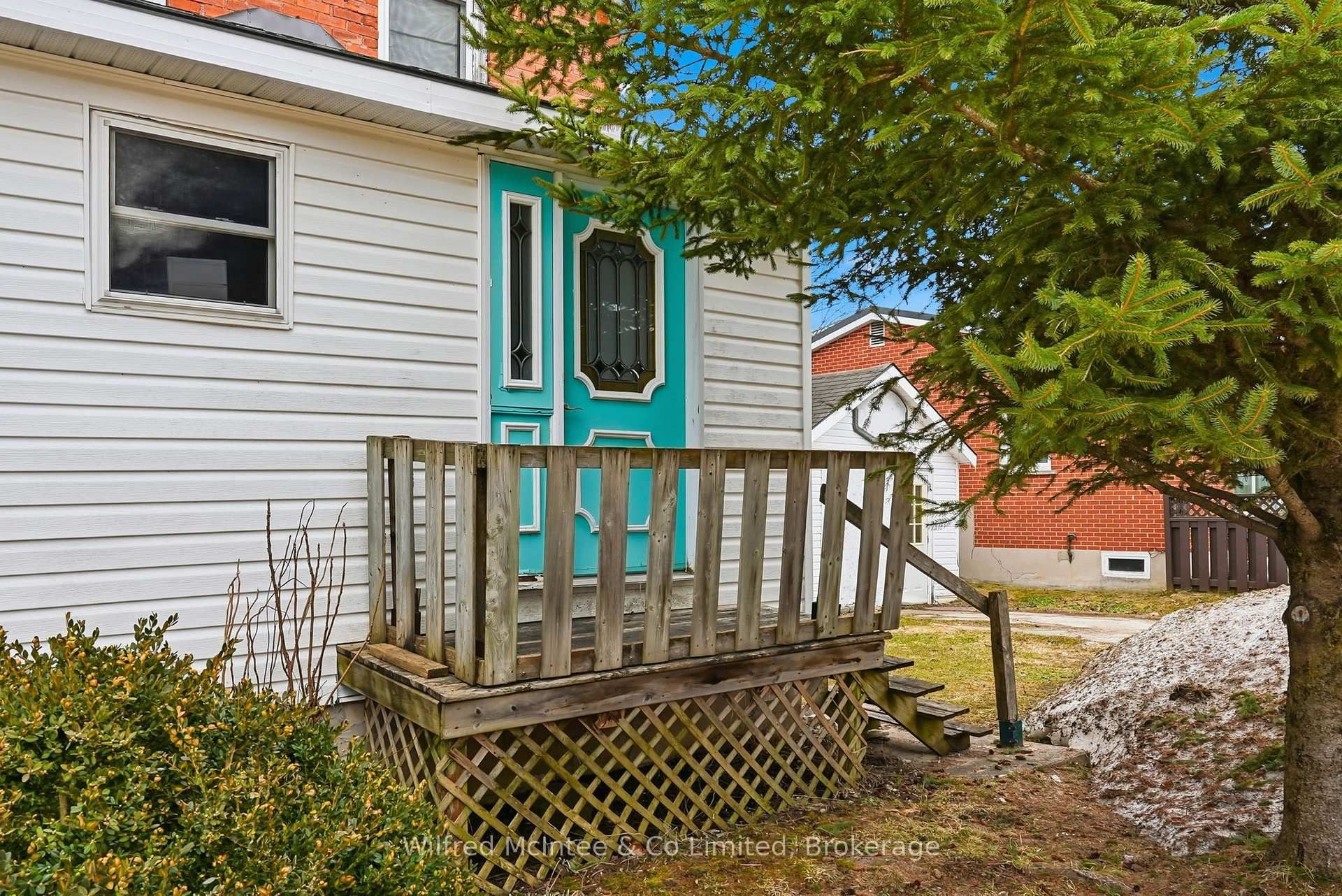 59 3RD Avenue