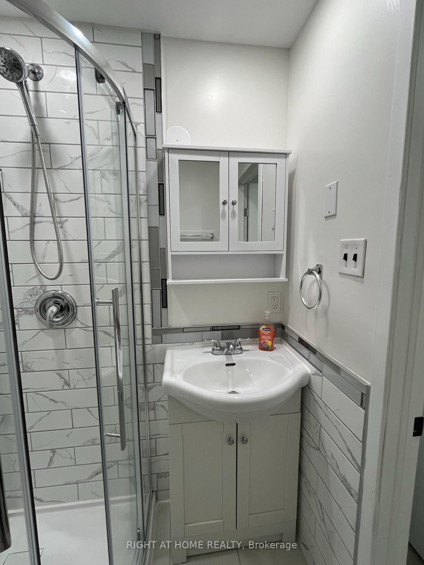 210 Speedvale Avenue E, Unit Unit 2 - Photo 10