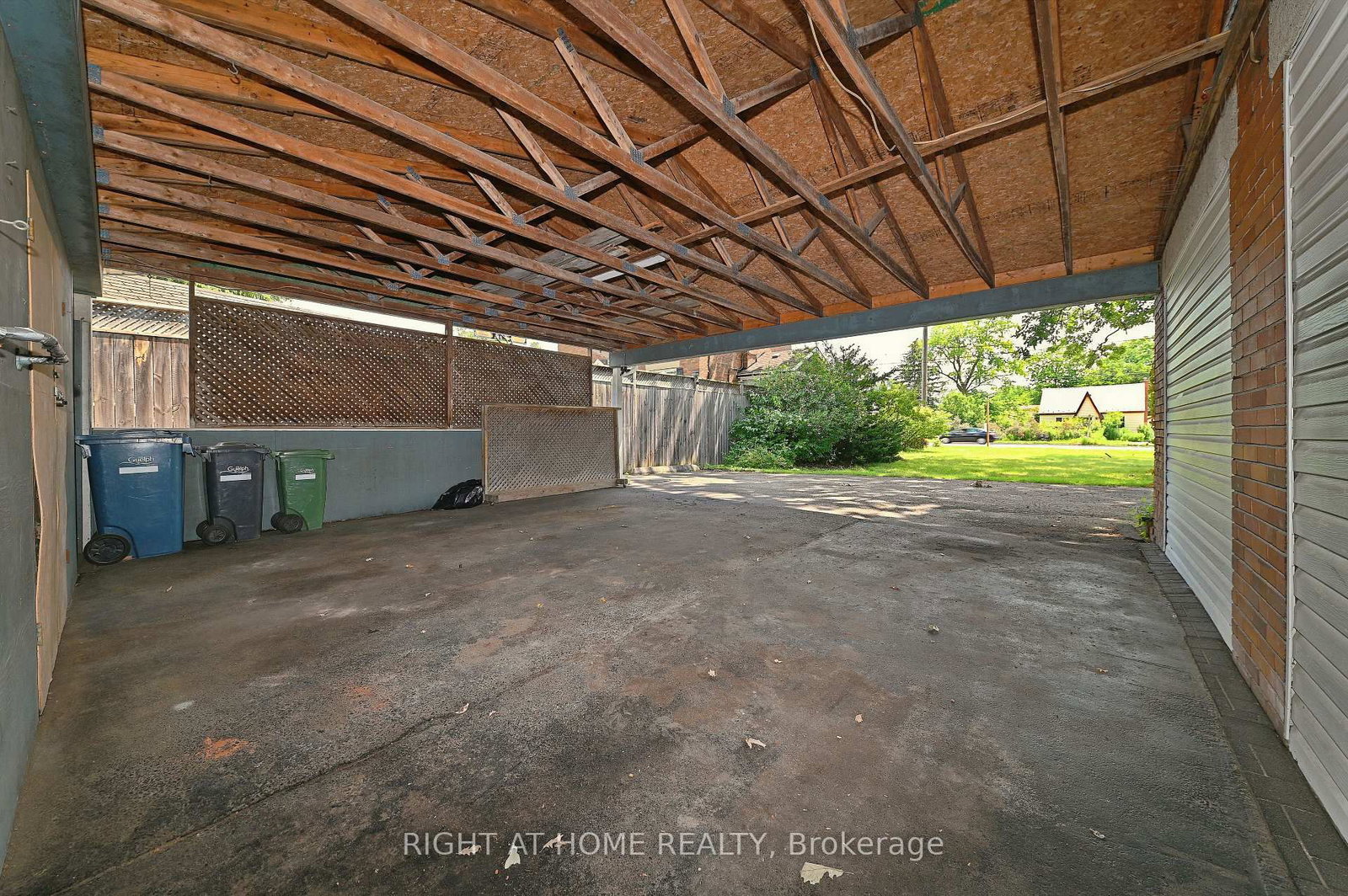 210 Speedvale Avenue E, Unit Unit 2 - Photo 4