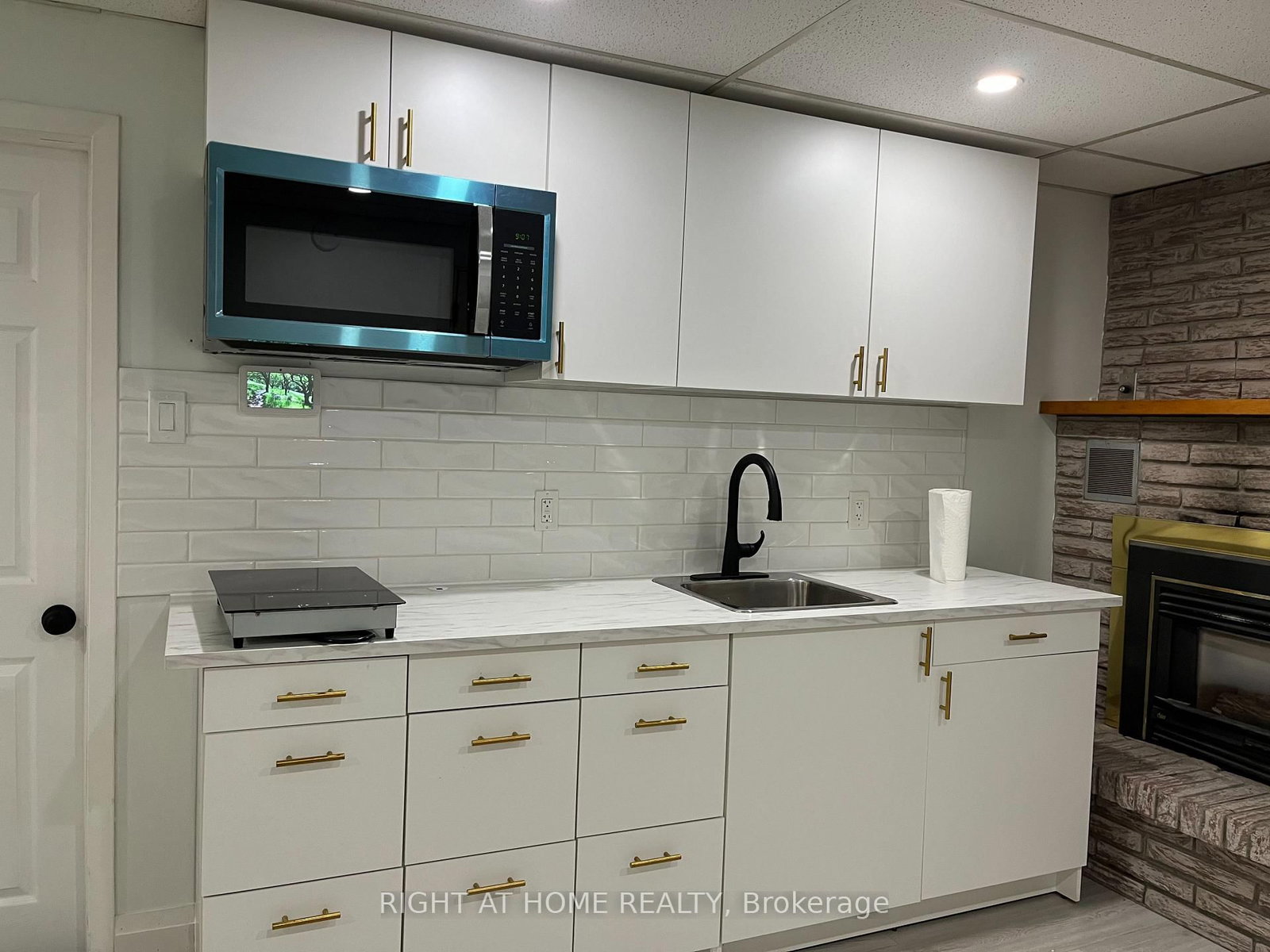 210 Speedvale Avenue E, Unit Unit 2 - Photo 5