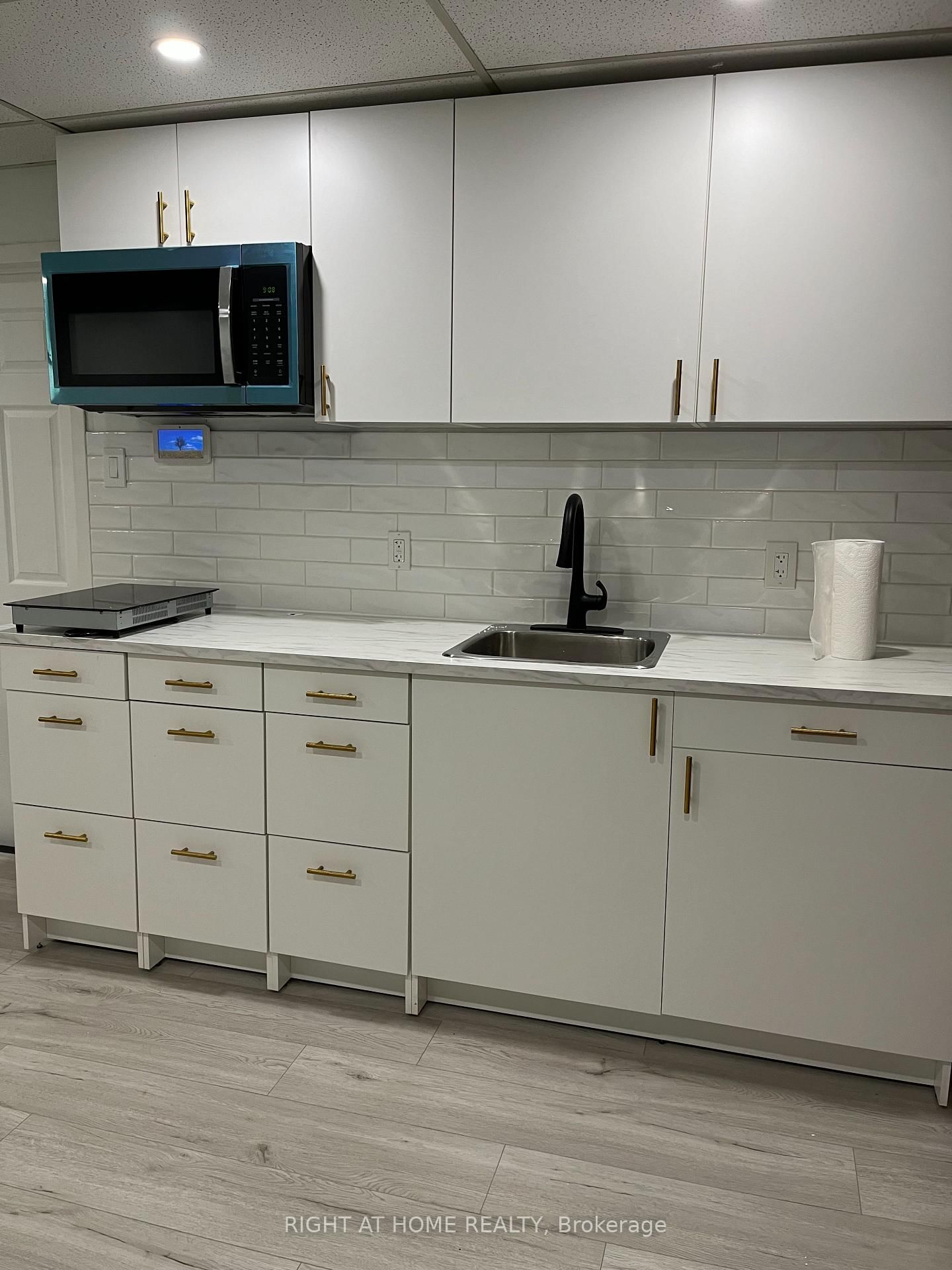 210 Speedvale Avenue E, Unit Unit 2 - Photo 6