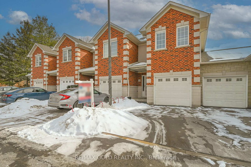 9 - 81 Valridge Dr, Hamilton, L9G 5B7 | Image 3