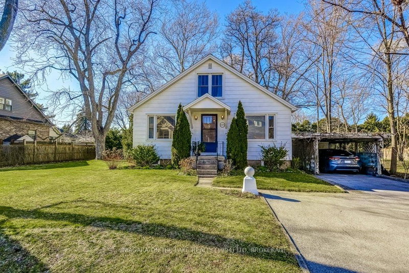 home for sale on 525 Gate Street