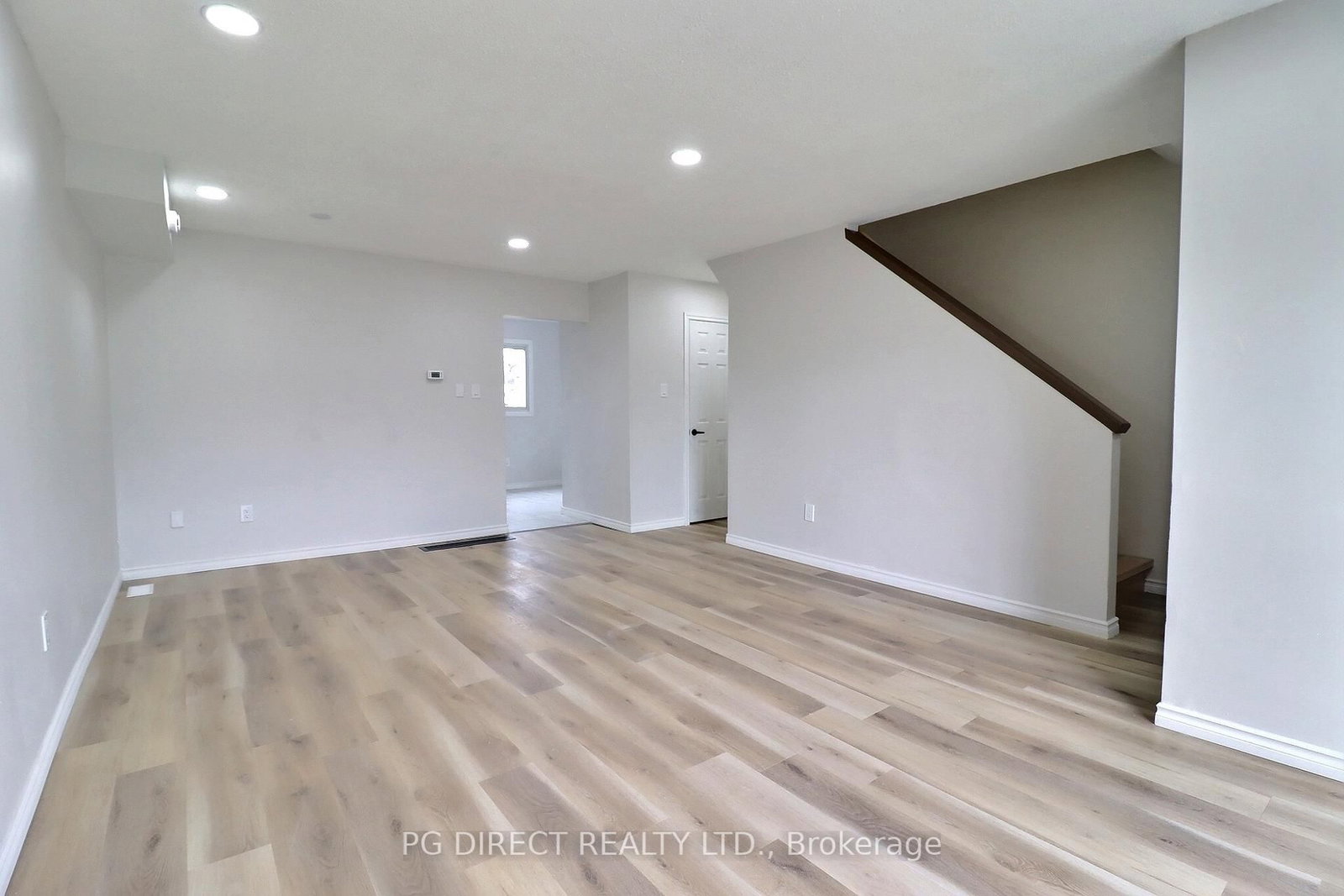 Townhouse for sale at 36-1200 Cheapside Street, London East, Ontario, N5Y 5J7 - East C - MLS: X12932576