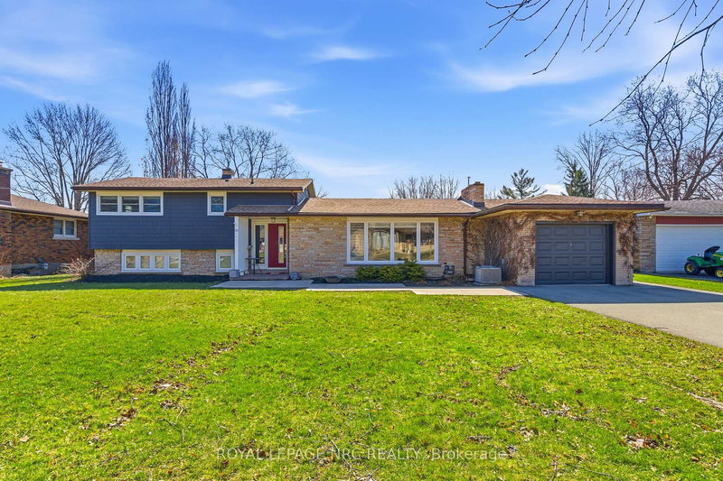 20 Colbeck Dr, Welland, L3C 5B5 | Image 2