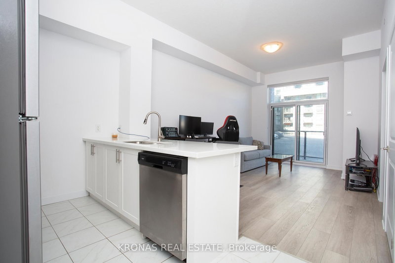 119 - 460 Dundas St E, Hamilton, L8B 2A5 | Image 2
