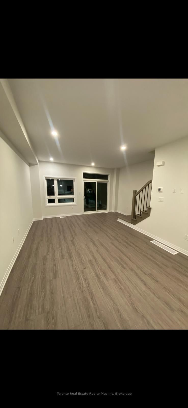 10 - 51 Sparrow Ave, Cambridge, N1T 2E2 | Image 2