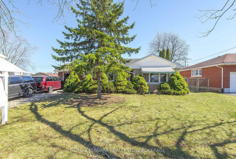 88 Golden Blvd E, Welland, L3B 1H7 | Image 2