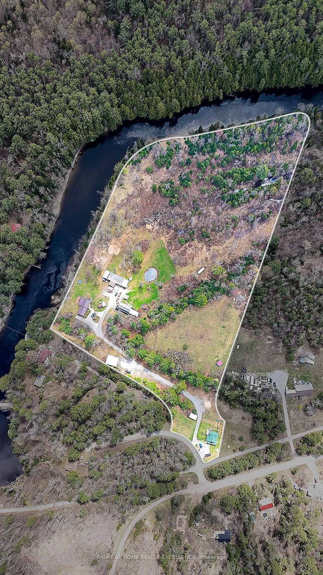 1246 Howland Junction Road