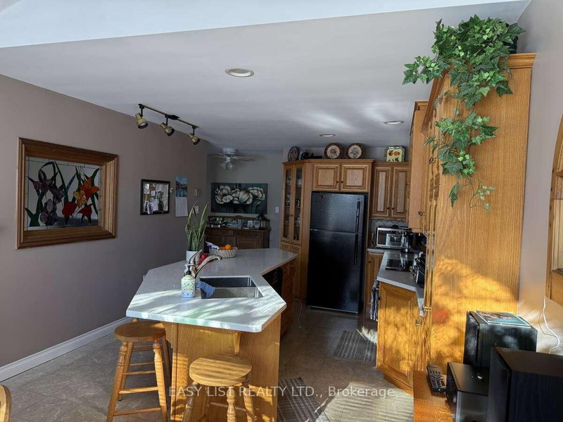 92 Dean Ave, Guelph, N1G 1L6 | Image 3