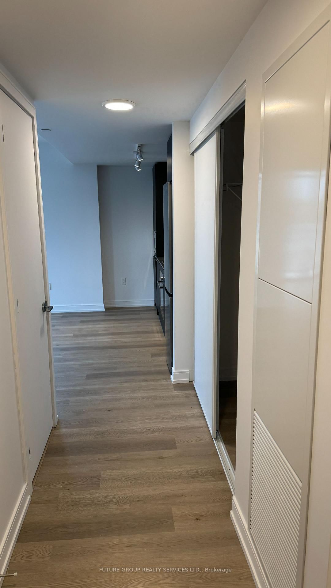 Condo for sale at 1208-1 Jarvis Street, Hamilton, Ontario, L8R 3J2 - Beasley - MLS: X12932880