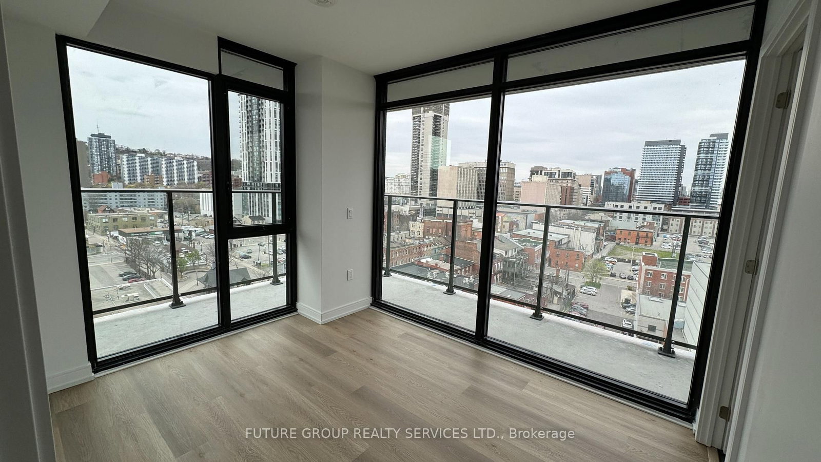 Condo for sale at 1208-1 Jarvis Street, Hamilton, Ontario, L8R 3J2 - Beasley - MLS: X12932880