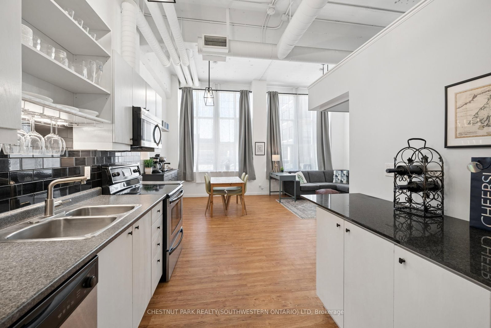 410 King Street W, Unit 102 - Photo 3