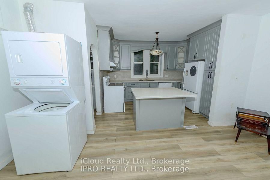 81 Florence Avenue - Photo 4