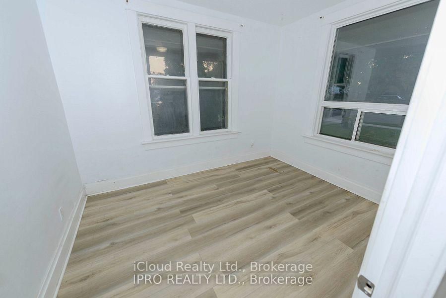 81 Florence Avenue - Photo 9