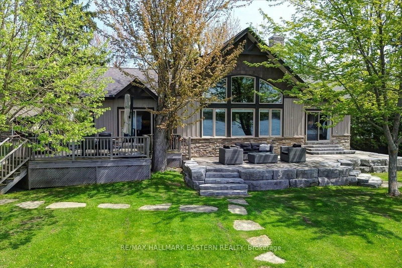 home for sale on 43 Lakeshore Boulevard