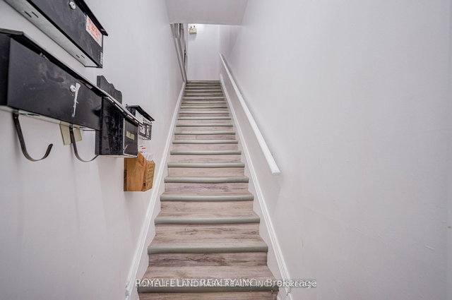 3rd Floor Apartment - 92 King Street W