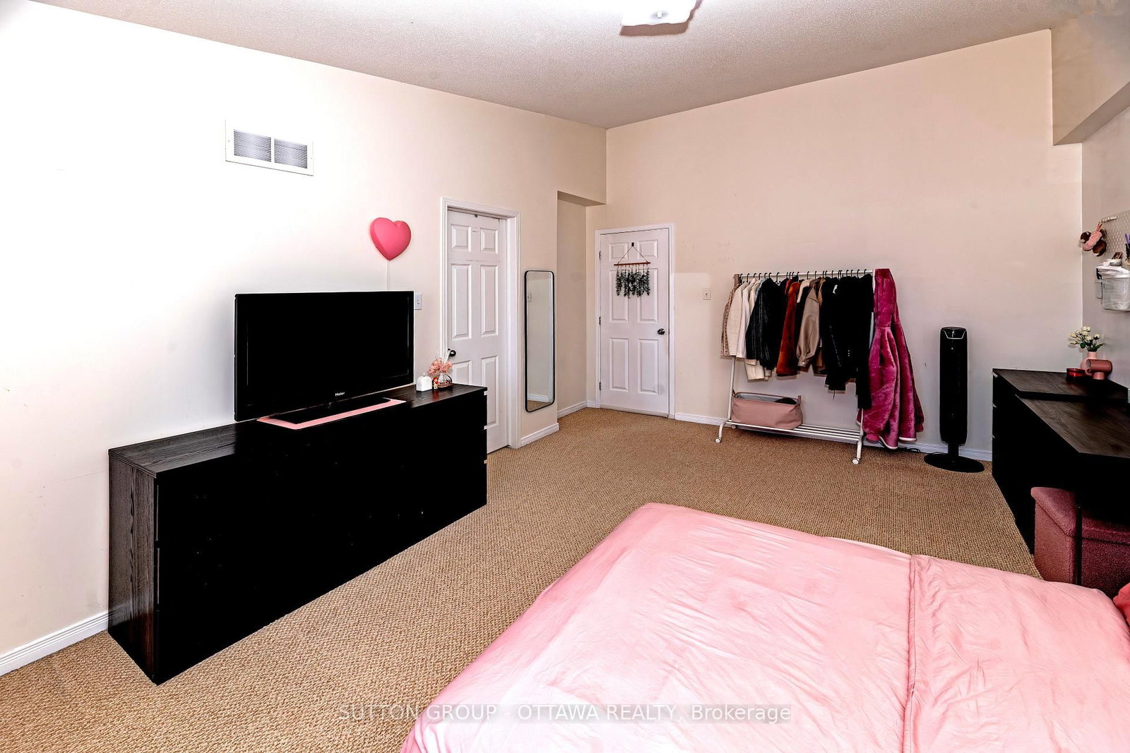 Townhouse for sale at 110 Chartley Private, Ottawa, Ontario, K1V 2J6 - Ridgemont - MLS: X12933678