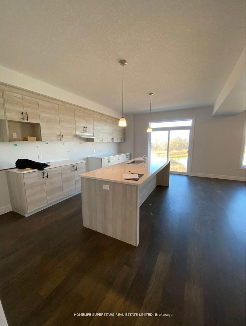 7 - 32 Faith St, Cambridge, N1T 0E8 | Image 3