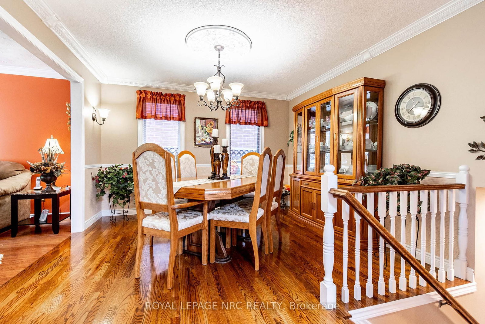 Detached House for sale at 31 Rollins Drive, Welland, Ontario, L3C 6Z8 - N. Welland - MLS: X12933808