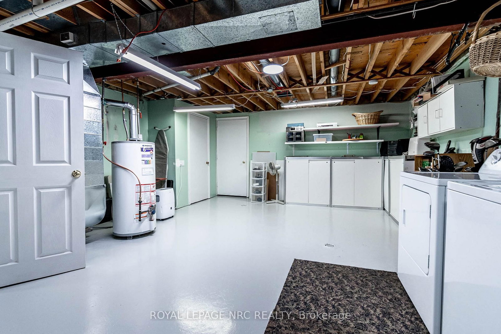 Detached House for sale at 31 Rollins Drive, Welland, Ontario, L3C 6Z8 - N. Welland - MLS: X12933808