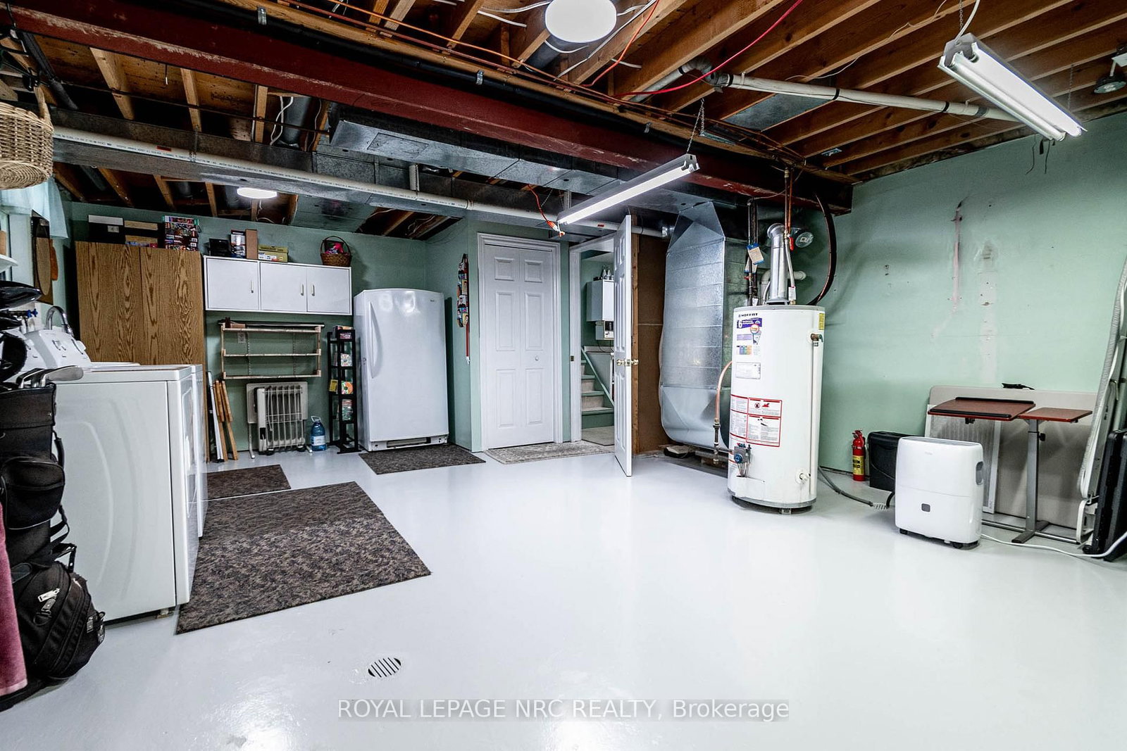 Detached House for sale at 31 Rollins Drive, Welland, Ontario, L3C 6Z8 - N. Welland - MLS: X12933808