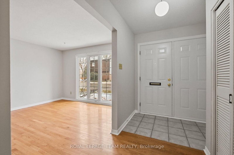 87 - 386 Kintyre Private, Ottawa, K2C 3M6 | Image 2