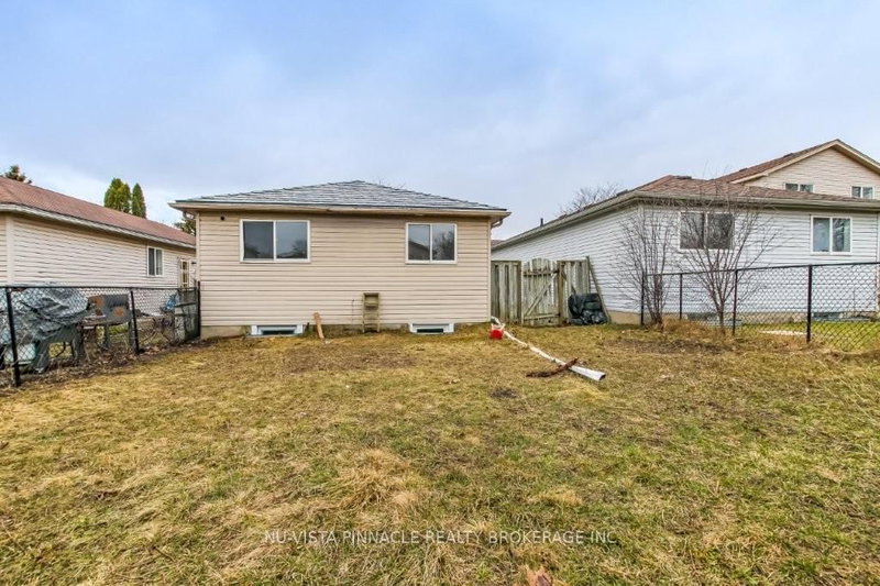 382 Fleming Dr, London East, N5V 4Y8 | Image 2