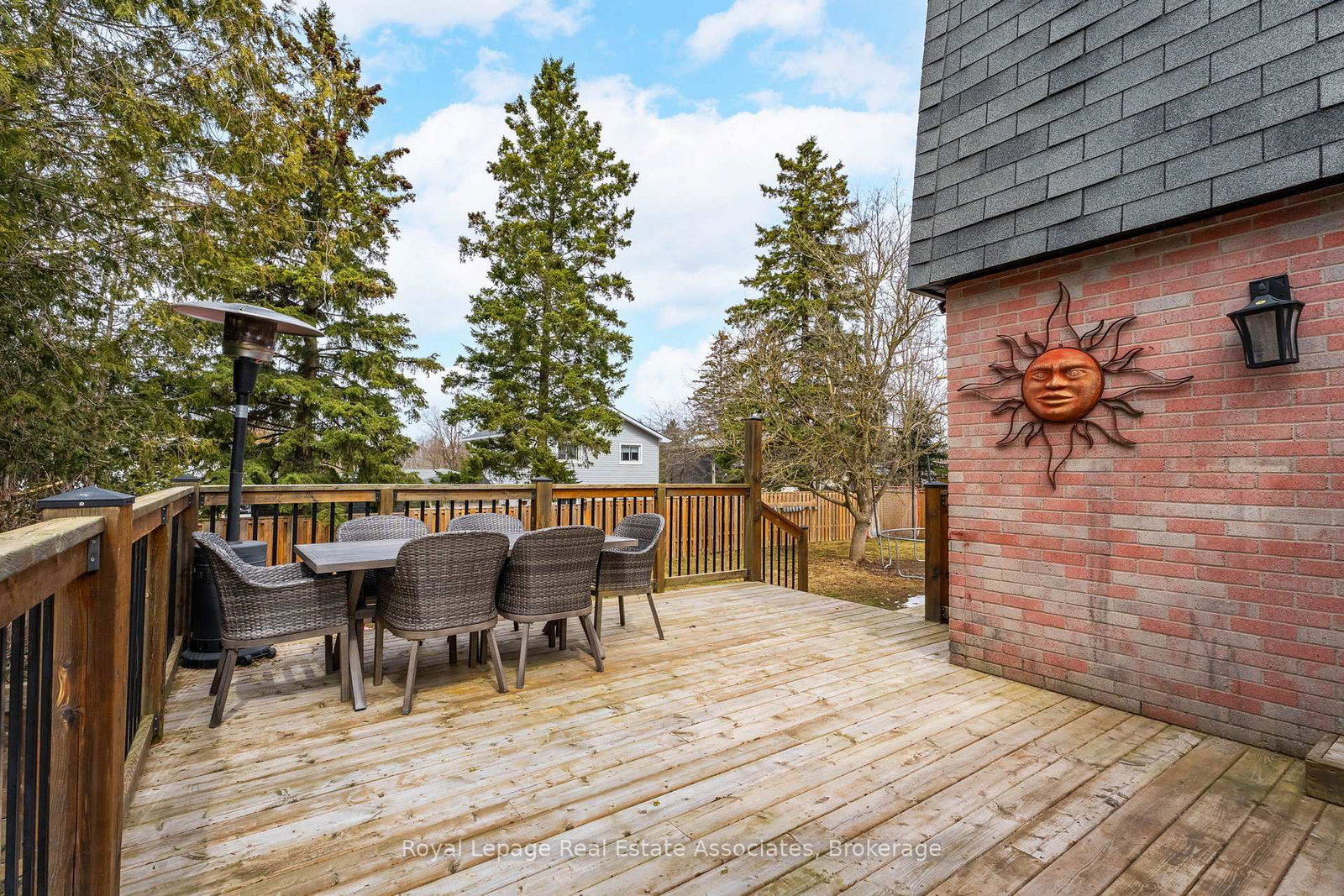 Detached House for sale at 112 Susan Street, Shelburne, Ontario, L9V 2W7 - Shelburne - MLS: X12934042