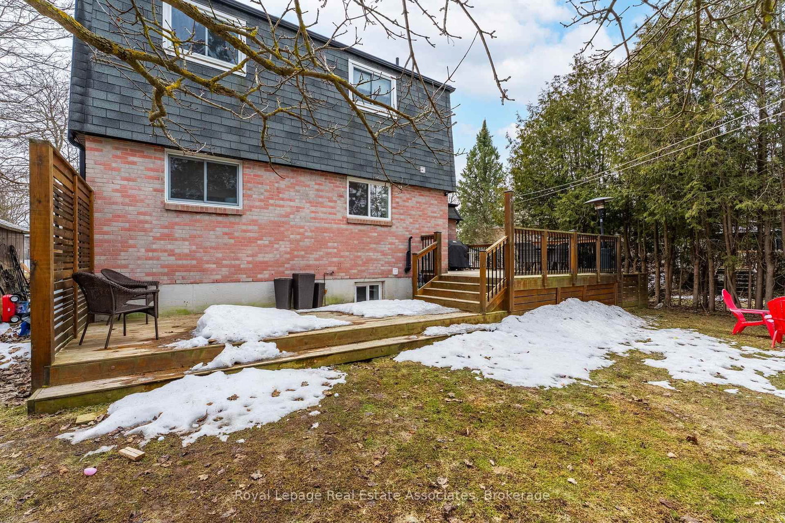 Detached House for sale at 112 Susan Street, Shelburne, Ontario, L9V 2W7 - Shelburne - MLS: X12934042