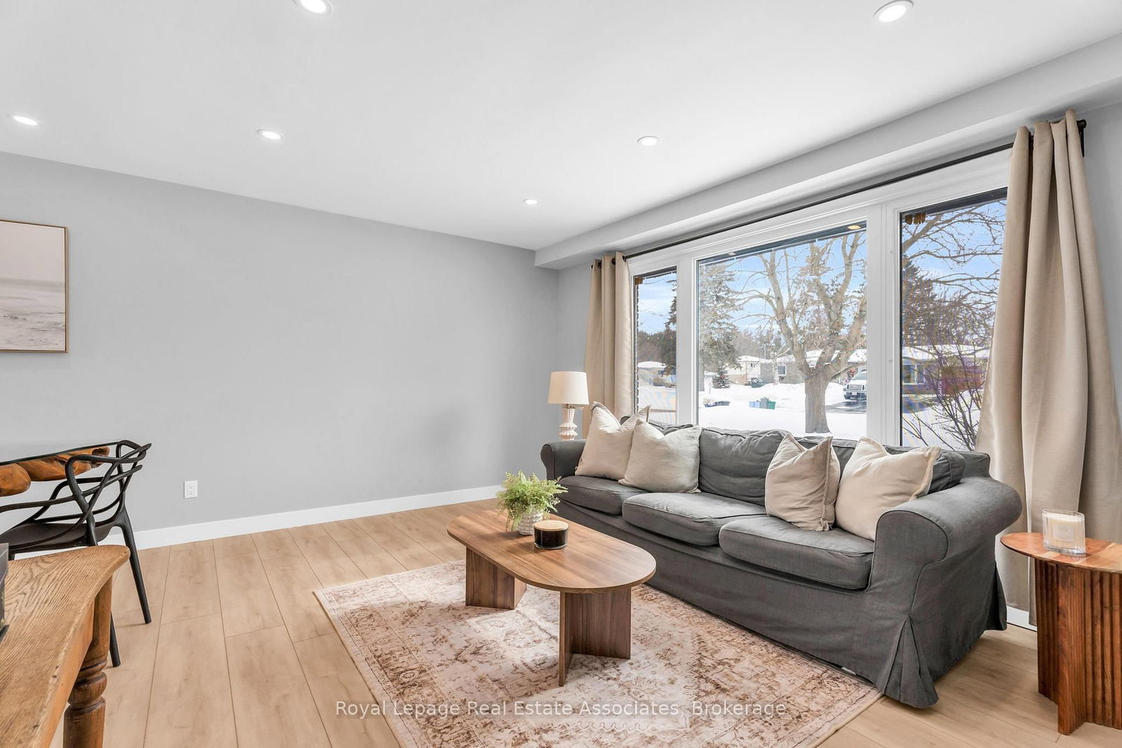 Detached House for sale at 112 Susan Street, Shelburne, Ontario, L9V 2W7 - Shelburne - MLS: X12934042