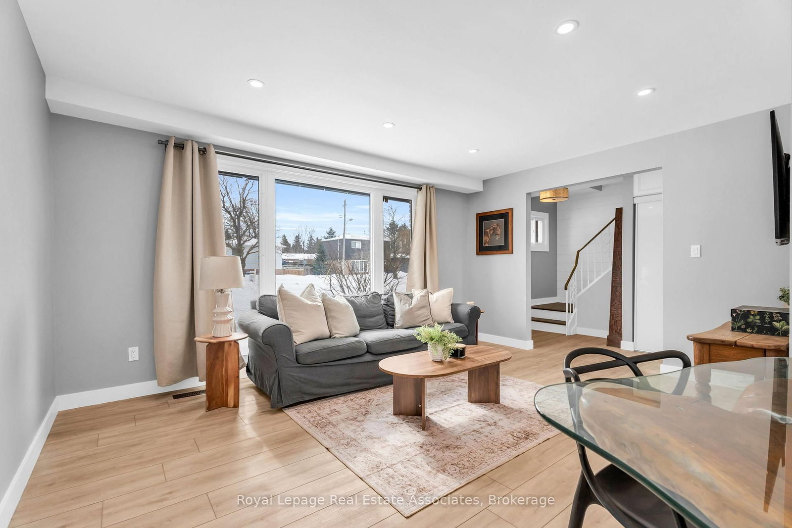 Detached House for sale at 112 Susan Street, Shelburne, Ontario, L9V 2W7 - Shelburne - MLS: X12934042