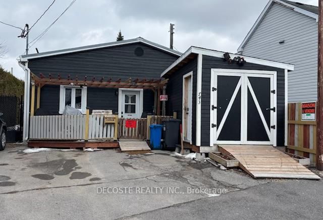 home for sale on 743 Regent Street